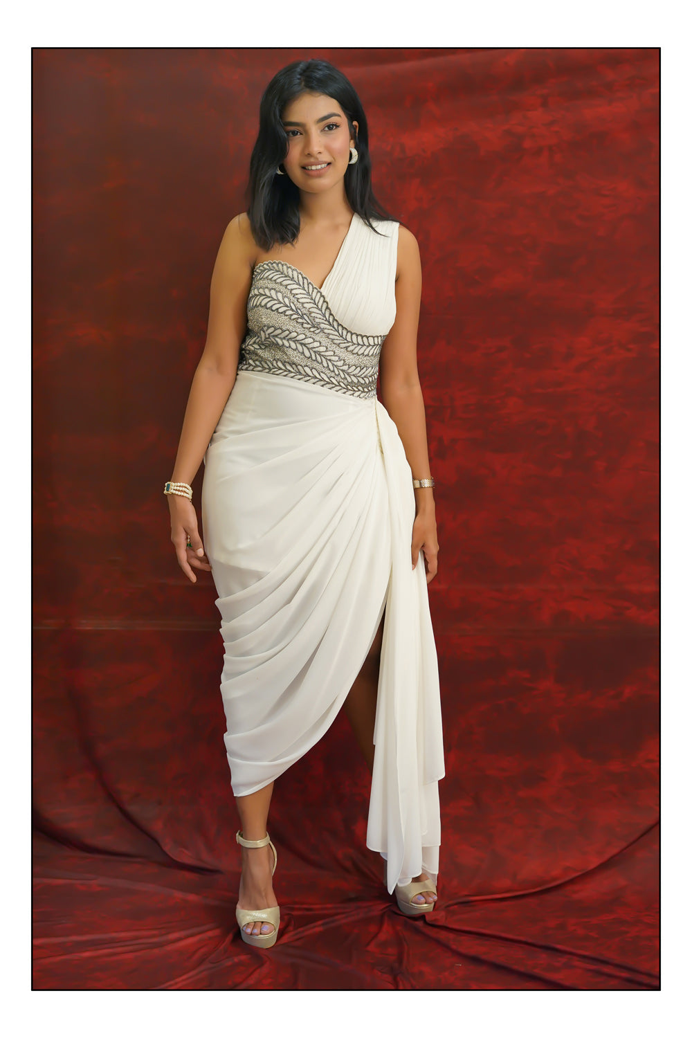 Enticing One- Shoulder Drape Gown